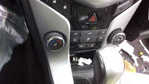 Temperature Control VIN P 4th Digit Limited Opt KA1 Fits 12-16 CRUZE 28941983 - Picture 1 of 10