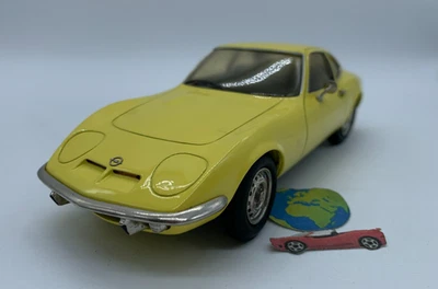 Tin Wizard Opel GT 1968, scala 1:24, (3199), Resina - Immagine 1 di 4