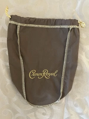 "Bolso Crown Royal Reserve grande L marrón tostado con cordón de 9"" de largo" Foto 1 de 4