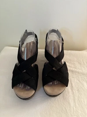 Sandalias Clarks Mujer Talla 9 Cuña Ultimate Comfort Collection Cuero Negro Foto 1 de 4