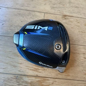 TaylorMade SIM2 Driver 9.0° Head Only with Cover & Wrench - Picture 1 of 5