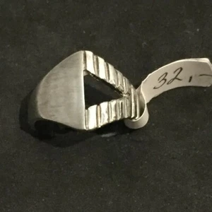 Silver Ring. Size 18. 18.9 mm. Approximately 6 grams.  - Picture 1 of 3