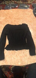 Forever 21 schwarze offene/kalte Schulter Bluse Größe  - Bild 1 von 5