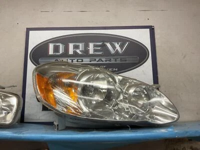 Conjunto de faros TOYOTA COROLLA LE derecha 03 04 05 06 07 08 LENTE TRANSPARENTE LUZ DERECHA Foto 1 de 2