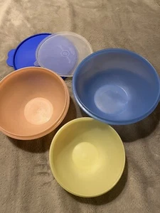 5 pc Vintage Tupperware Wonderlier variety Bowl / Lids mixed lot - Picture 1 of 5