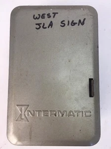 INTERMATIC TIME CONTROLS T104 24 HOUR DIAL TIME SWITCH 250VAC 2 HP 40 AMPS - Picture 1 of 8