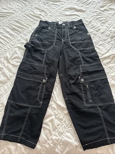 NWT BDG Womens Black High Rise Wide Leg Cotton Modern Cargo Pants 4 - Picture 1 of 3