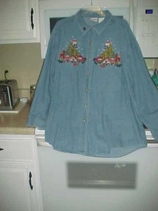 Bobbie Brooks Denim Christmas Shirt Blouse Size 22/24 woman Button Embroidered - Picture 1 of 3
