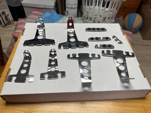 VINTAGE CHROM ZÜNDKERZE KABELBAUM ABSTANDSHALTER KLAMMERN - Bild 1 von 1