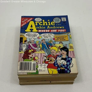 VNTG Archie Comics Digest Magazines Mixed Lot - Picture 1 of 3