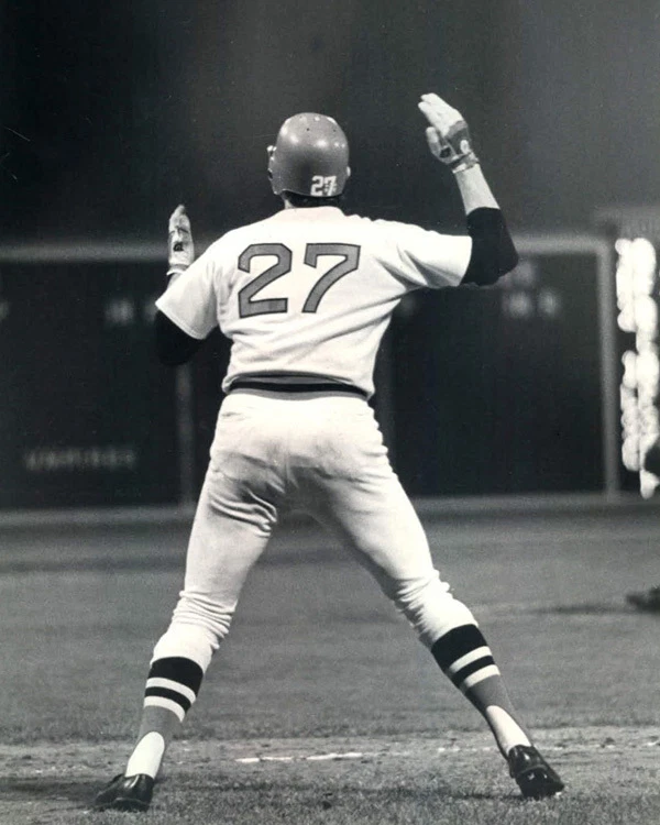 1975 Boston Red Sox CARLTON FISK Glossy 8x10 Photo 'World Series Game 6' Print - Image 1 of 1