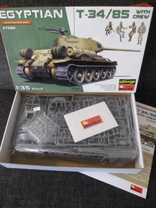 Egyptian T-34/85 mit Crew von MiniArt im Maßstab 1:35 *NEU* - Bild 1 von 1
