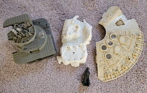Vintage Star Wars Pieces (4) 70's/80's Hoth Millenium Falcon Vader Estate Find - Picture 1 of 4
