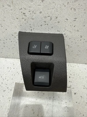 Interruptor de botón de asiento con memoria Ford Edge 2011 2012 2013 2014 e interruptor de liberación del maletero Foto 1 de 4