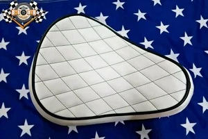 Sedile sella Harley Solo 52000113 bianco diamante Sportster Dyna Softail FLHT - Foto 1 di 3