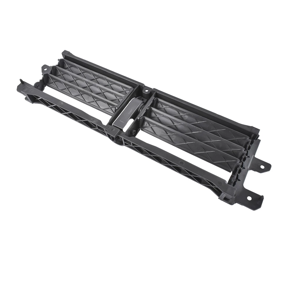 Parachoques delantero obturador de radiador inferior con motor para Chevrolet Silverado 3500 HD Foto 1 de 4