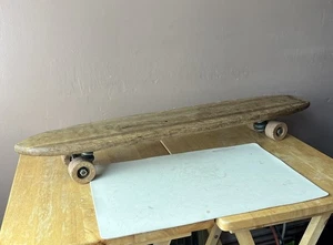 1960’s Super Surfer 30” Wooden Sidewalk Skateboard w/Clay Wheels - Bild 1 von 12