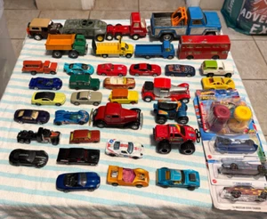 Vintage to Present Die Cast Vehicle Lot Matchbox Hot Wheels Over 9 LBS - Picture 1 of 15
