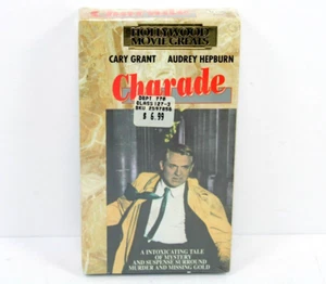 NEW Charade VHS Sealed Cary Grant, Audrey Hepburn, Walter Matthau NOS - Imagen 1 de 3