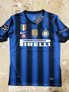 Maglia Casa Inter Zanetti Tg M anno 2010-2011 con tutte le patch del Triplete - Foto 1 di 11