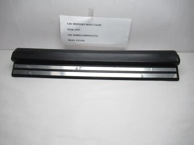 Cubierta de piso de puerta delantera Mercedes C230 R 1994-2000 2026800735 OEM Foto 1 de 4