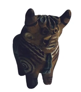 Vintage Bull Figurine Peruvian Terra Cotta Torito De Pucara Peru Miniature - Picture 1 of 7