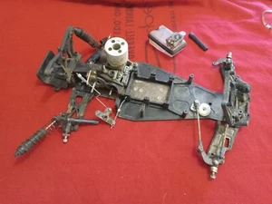 Vintage Team Associated ? Nitro Chassis + Parts Buggy? - Picture 1 of 8