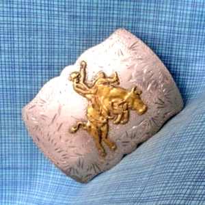Bull Rider Rodeo Cowboys Belt Buckle Solid Nickel Vtg 70s Renalde .NOX089 - Imagen 1 de 11
