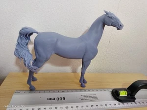 3D Druck Resin Modellpferd Achal Tekkiner 1:12?? Mit Schweifbruch - Bild 1 von 9