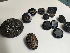 VTG Lot glass,metal,plastics,mother/Pearl ButtonsVictorian and Bakelite - Picture 1 of 10