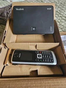 Yealink W52P IP DECT Phone with Power Supply and Base Station Complete - Afbeelding 1 van 5
