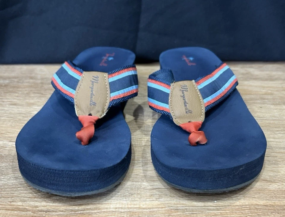 Sandalias chanclas Margaritaville Breezy cuña tanga para mujer 8 azul tostado rojo Foto 1 de 4