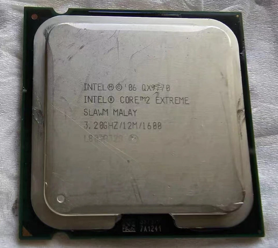 Intel Core 2 Extreme QX9770 SLAWM 3.2GHz quad-core LGA775 desktop Prozessor - Image 1 of 1