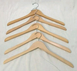 Lot Of 5 Wooden Hangers Metal Hook - Picture 1 of 3