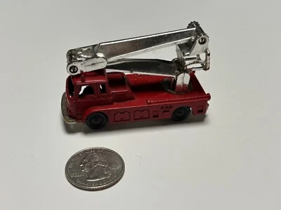 Camión de bomberos Husky Simon Snorkel Foto 1 de 4