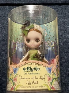 Petite Blythe Denizens of the Lake Lily Wild CWC limited edition Anniversary. - Picture 1 of 12