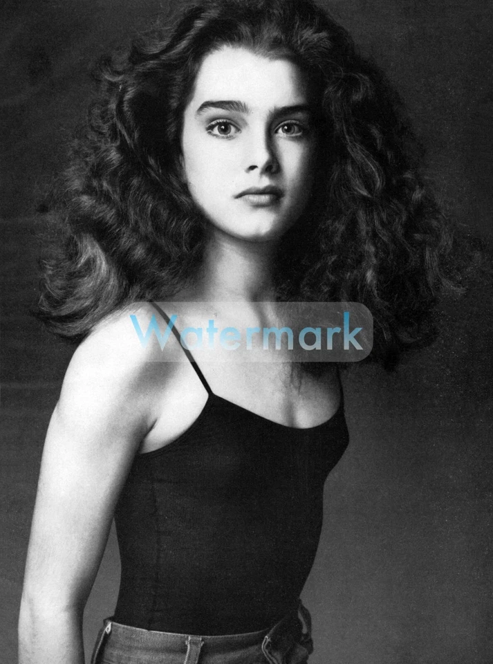 Correas de espagueti Young Brooke Shields frizz para el cabello ** Impresión de pigmento profesional (8,5 "x 11") Foto 1 de 1