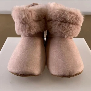 Old Navy Baby Girl Suede Fur Cuff Pink Baby Booties Size 6-12 Months - Picture 1 of 6