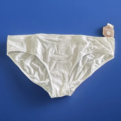 NUEVO CON ETIQUETAS XXL Kohl’s Beach Nativo Blanco Forrado Bikini Parte Inferior Traje de Baño 2X Hipster 2XL Foto 1 de 4