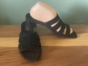 NEW $189 MUNRO Sandals Black Suede Size 9 NO BOX - Picture 1 of 11