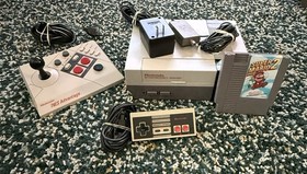 Nintendo NES Console With Advantage Ctrl & Super Mario Bros. 2! Tested & Working