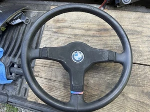 Volante deportivo genuino BMW M technic E30M3/E24M6/E28M5/E34M5/320/ #PG9UZ6 - Imagen 1 de 5