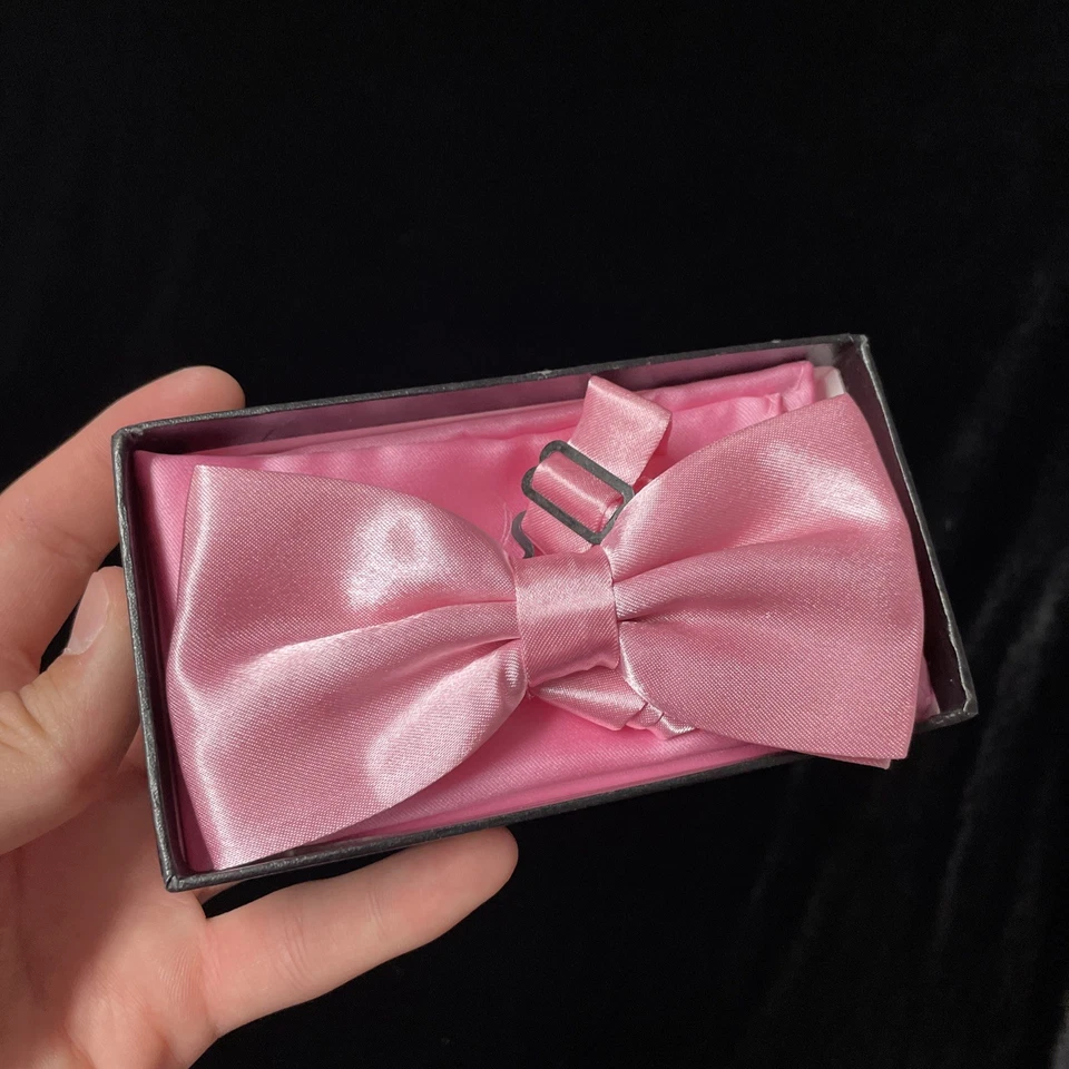 Hombres Satén Color Sólido Pre-atado Esmoquin Pajarita Pajarita Bolsillo Cuadrado USADO Foto 1 de 4