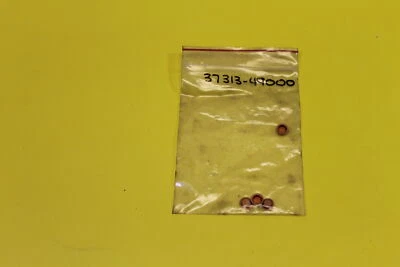 Nuevo de Lote Original Fábrica Suzuki GS1100E 1983 BOTÓN DE ARRANQUE CONTACTO (CANTIDAD 4) 37313-49000 Foto 1 de 4