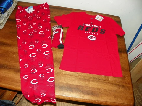 Cincinnati REDS Clothing Lot 47 Brand Socks Majestic Shirt Genuine Stuff Pajamas Cover