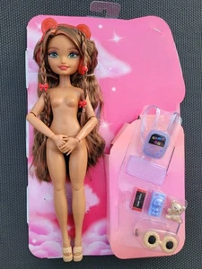 New Dream Besties Teresa Barbie Doll - Picture 1 of 7