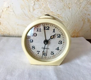 Vintage Mechanical alarm clock Sevani - soviet USSR - Picture 1 of 5