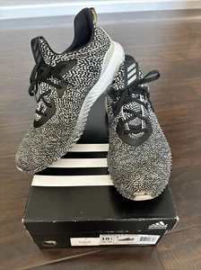 adidas Alphabounce Motion Capture Aramis Men’s Sz 10.5 Black White Gray B54366 - Picture 1 of 11