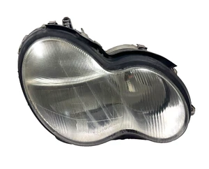Bosch Scheinwerfer rechts Xenon Mercedes W203 A2038201261 0301166272 - Bild 1 von 4