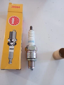 Bougie NGK cr6hs honda 50 CB , yamaha 240 250 XV Virago - Imagen 1 de 2